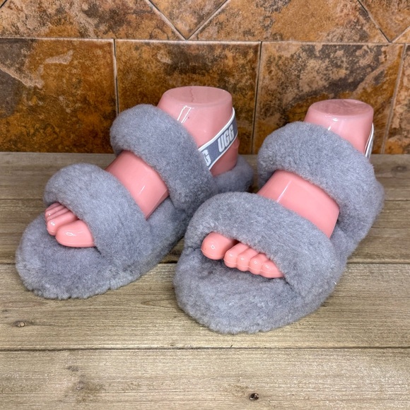 UGG Fluff Yeah slippers - Picture 2 of 6